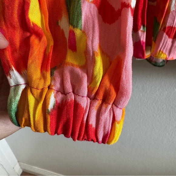 Tuckernuck Pomander Place Magnolia Watercolor Carlota Blouse Top size Medium - Picture 8 of 10